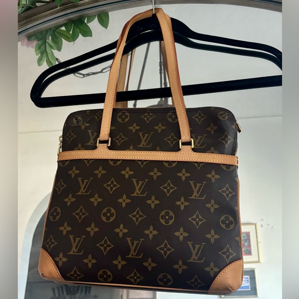 Authentic Louis Vuitton Vintage Coussin Shoulder Bag GM Brown Canvas Monogram